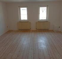 3 Zimmer Dachgeschoss Wohnung mit großem BadWanne & extra Küche! #DD51 - Freital
