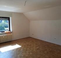 Renovierte 3 Zimmer DG-Wohnung in Dortmund Lütgendortmund