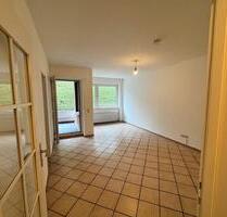 Charmante 1,5 Zimmer Wohnung mit Balkon u. Tiefgaragenstellplatz - Lübbecke