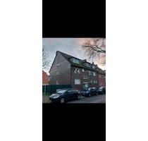 Gemütliche 2,5 Zimmer Wohnung im 1.OG in einem 6 Familienhaus. - Duisburg Hamborn