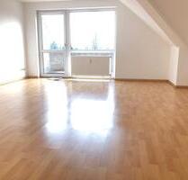 Schöne helle 3 Zimmer DG-Wohnung in Letter 90 m² - Seelze