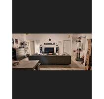 3 Zimmer Wohnung 47198 - 755,00 EUR Kaltmiete, ca.  85,00 m² in Duisburg (PLZ: 47198) Essenberg