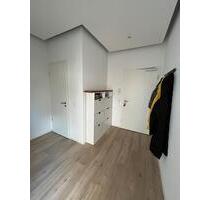 Neuwertige 2-Zimmer Wohnung mit Balkon und EBK in Erlenstegen - Nürnberg