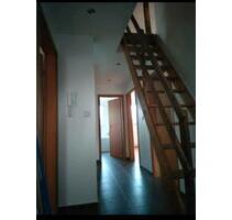 3 Zimmer mit ausgebautem Spitzboden - Duisburg Mittelmeiderich