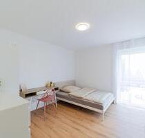 Möbliertes WG Zimmer mit Balkon (auch Jobcenter möglich) in einer 3er WG in zentraler Lage von Nürnberg