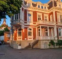 Flensburg-Stilvolle 5-Zimmer Altbauwohnung im Hafendamm