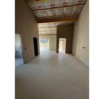 Neubau: Moderne 3-Zi-Wg mit großem Balkon in Neukirchen vorm Wald