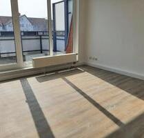 2 Zimmer mit einfacher EBK , Wanne und Balkon - Halberstadt