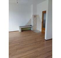 Vermietung 2 Zimmer Küche bad - 500,00 EUR Kaltmiete, ca.  70,00 m² in Pirmasens (PLZ: 66953)