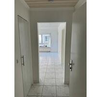 Vollständig renovierte 2 Zimmer Wohnung mit EBK und Balkon - Heidelberg Kirchheim