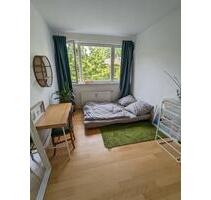 Wg Zimmer zu vermieten - 350,00 EUR Kaltmiete, ca.  17,00 m² in Berlin (PLZ: 13629) Reinickendorf