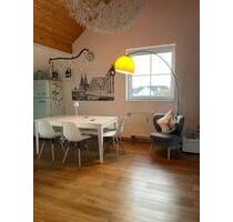 Moderne Dachgeschosswohnung in zentraler Lage von Siegburg - Sankt Augustin