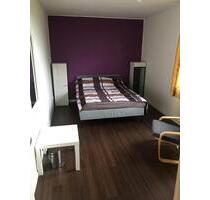 HELLES, RUHIGES WG-ZIMMER, OHNE ANMELDUNG AB SOFORT FREI !!! - Hamburg Wandsbek