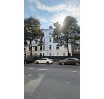 Schön 4 Zimmer Altbauwohnung, Balkon, 120qm. Elberfeld - Wuppertal Brill