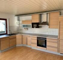 4-Zimmer Wohnung mit Terrasse - 1.270,00 EUR Kaltmiete, ca.  120,00 m² in Amberg (PLZ: 92224)