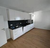 neue kernsanierte Wohnung 3 Zimmer top Lage Würzburg