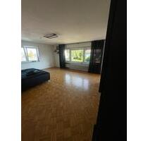 3 Zimmer Wohnung - 1.200,00 EUR Kaltmiete, ca.  130,00 m² in Zimmern ob Rottweil (PLZ: 78658)