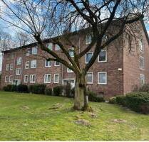 Erdgeschoss 3.5 Zimmer Wohnung mit Balkon und Stellplatz - Voerde (Niederrhein)