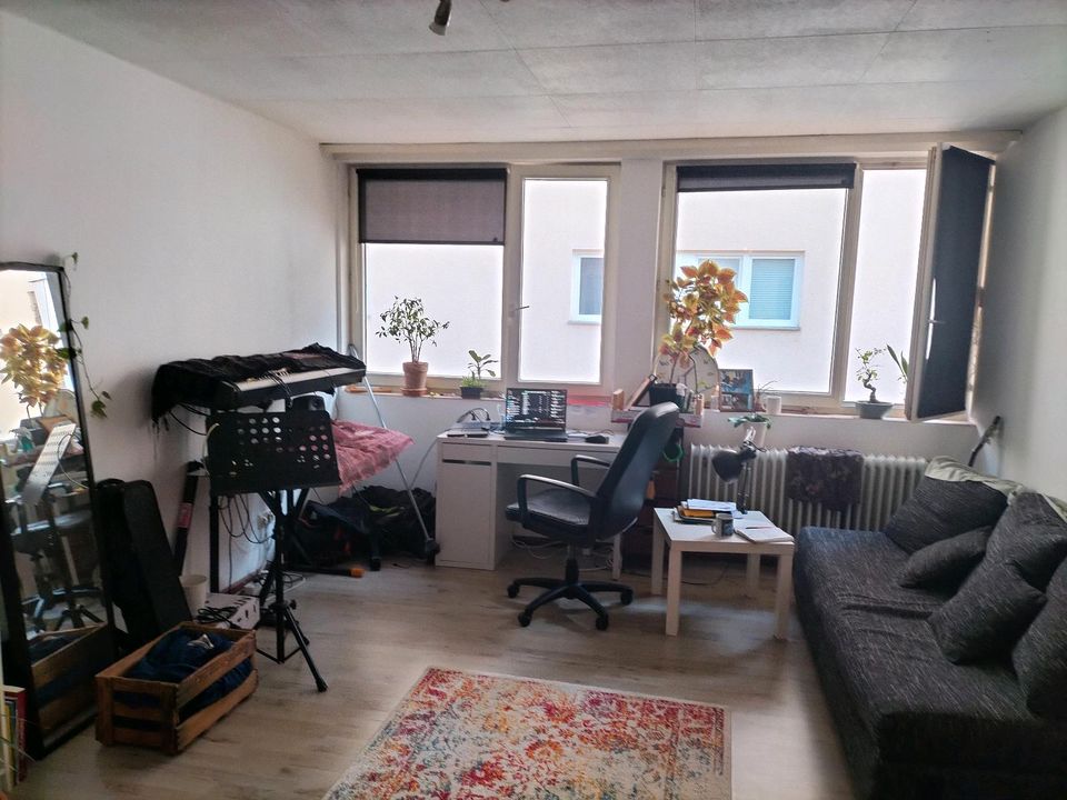 Schönes Einzelzimmer Wohnung Zwischenmiete - Freiburg im Breisgau Oberau
