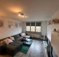 *Top LAGE* 3 Zimmer Wohnung, E.Küche, Balkon , Badewanne +Dusche, - Hanau Groß-Steinheim