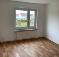 Schöne 3-Zimmer Wohnung mit Tageslichtbad & Badewanne - Kraftsdorf