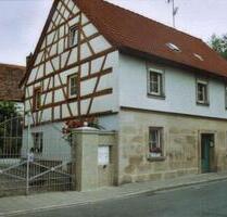 Schöne helle 2 Zimmer Wohnung in Baiersdorf mit Küche, Bad