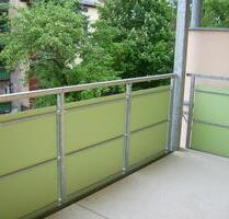 3 Zimmer Raum Wohnung 2.OG Dusche+Wanne Balkon - Altenburg