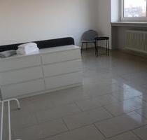 MÖBLIERT 1 Zimmer Wohnung zentral in Augsburg Oberhausen