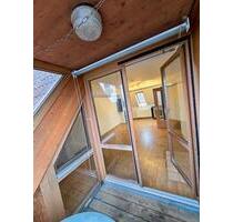 Ruhige zwei-Zimmer Dachgeschosswohnung - Gablingen