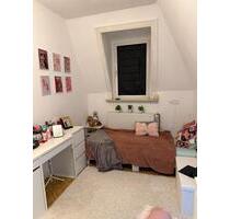 WG Zimmer in der Stadtmitte - 445,00 EUR Kaltmiete, ca.  90,00 m² in Wiesbaden (PLZ: 65195) Nordost