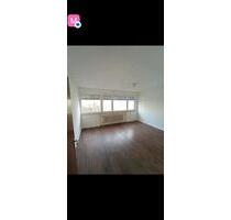 WG Zimmer Absofort - 500,00 EUR Kaltmiete, ca.  28,00 m² in Stuttgart (PLZ: 70439) Neuwirtshaus