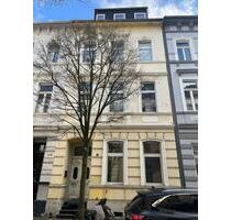 Helle, offene 1,5-Zimmer Wohnung zu vermieten! **in Renovierung** - Krefeld
