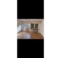 3 Zimmer Wohnung Terrasse in Köln-Neubrück WG geeignet