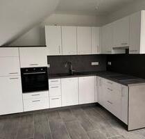 Super geschnittene 2 Zimmer Dachgeschosswohnung mit Einbauküche. - Gronau (Westfahlen)