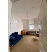 WG-ZIMMER mit Wohnzimmer in Altbau - Bielefeld Stieghorst