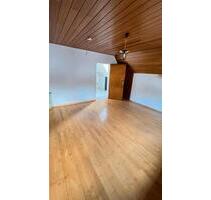 2 Zimmer Dachgeschoss Wohnung - 750,00 EUR Kaltmiete, in Hanau (PLZ: 63450)