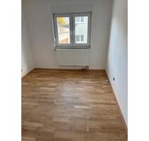 4 Zimmer Erdgeschosswohnung mit Garten zu vermieten - Westhausen