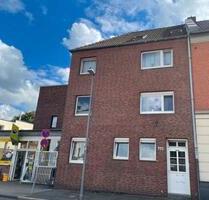 Schön aufgeteilte 3 Zimmer Wohnung in Krefeld Linn, Rheinbabenstr