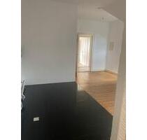 Top moderne Altbauwohnung auch zweier WG geeignet - Wiesbaden Biebrich