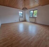 Großzügige 2 Zimmer Wohnung zu vermieten - Kuchen