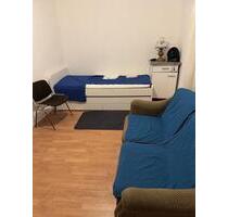 WG Zimmer 1 Zimmer - 450,00 EUR Kaltmiete, in Böblingen (PLZ: 71032)