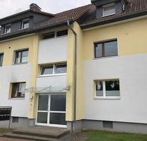 Gemütliches Wohnen unter dem Dach – 4 Zimmer mit Balkon - Eschenburg