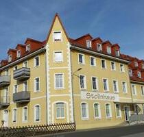 Geräumige 1-Zimmer Wohnung mit Balkon in Freiberg - Zug zu vermieten