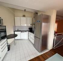 3 Zimmerwohnung mit 3 Balkonen, 1 Dachterrasse, 3 TG Plätze - Niedernhausen