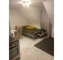 1Zimmer Wohnung zu vermieten 01639057911 mit Möbel - Mönchengladbach West