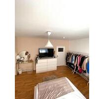 schönes 18qm WG Zimmer nur *FRAUEN* (3 MONATE) - Berlin Reinickendorf