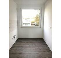 Mitten drin statt nur dabei: renovierte 3-Zimmer-Wohnung - Bielefeld Sennestadt