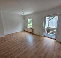 Frisch renovierte 3-Zimmer Wohnung mit Balkon - Wienhausen