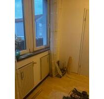 Beste Lage, Zu vermieten 2 Zimmer Wohnung neben S-Bahn - Rodgau