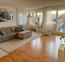 Helle 3 Zimmer Wohnung mit Blick auf den Main - Schweinfurt Haardt